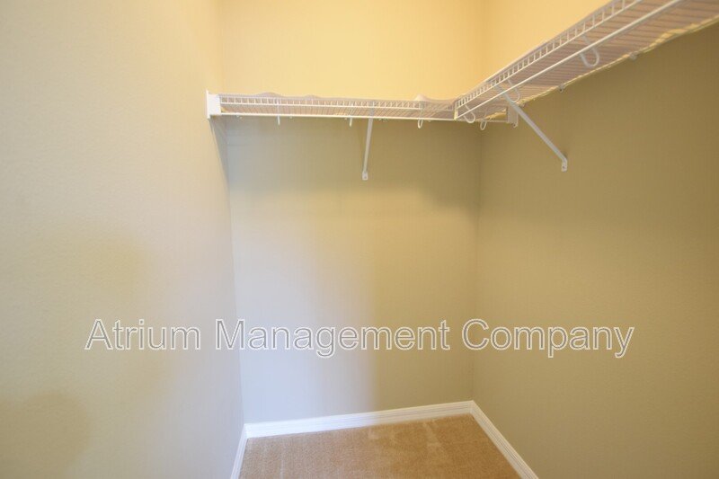 Beautiful 2 Bed 2.5 Bath with Loft Gated Town Home for Rent in Sanford, FL! property image