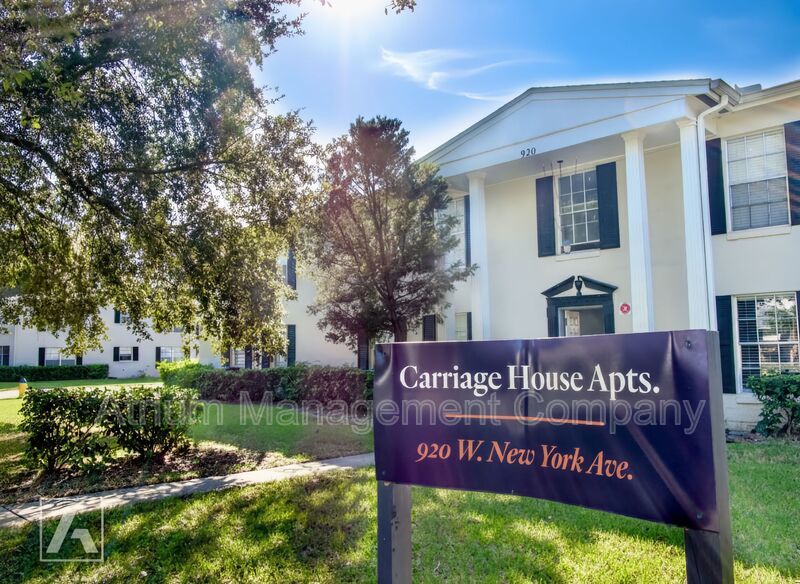 Modern Living in Historic Downtown DeLand: Renovated 1-Bedroom at Carriage House property image