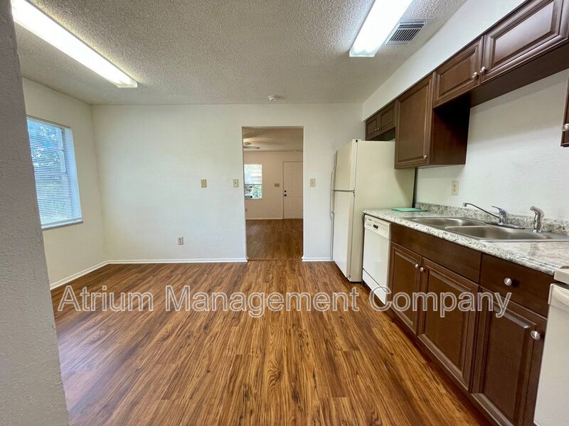 Coming Soon! 3728 County Line Rd- 2/1 Remodeled Duplex property image