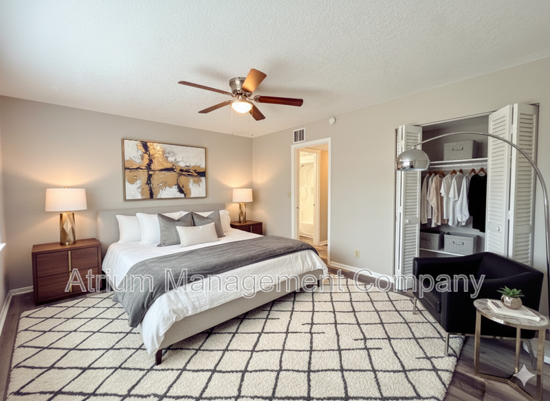 Modern Living in Historic Downtown DeLand: Renovated 1-Bedroom at Carriage House property image