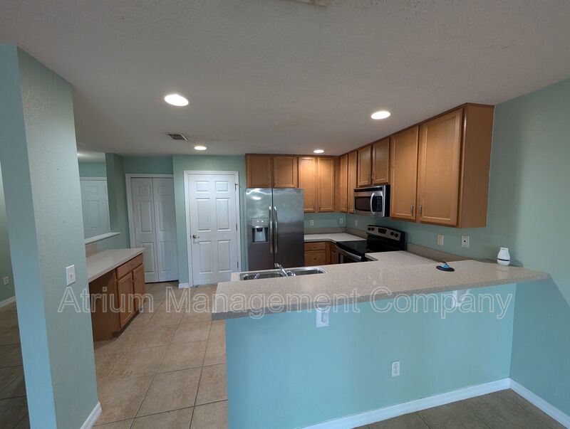 Move-In Ready Townhome | Walden Chase Gated Community | Modern Finishes property image