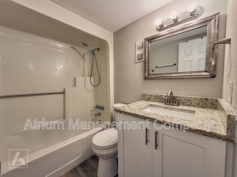Spacious & Renovated: 2-Bedroom Living in Downtown DeLand property image