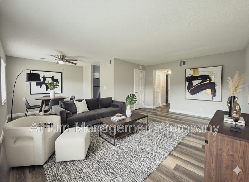 Modern Living in Historic Downtown DeLand: Renovated 1-Bedroom at Carriage House property image