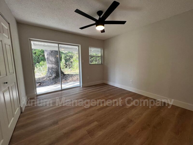 Gorgeous Fully Renovated 1 Bedroom 1 Bath 1 Month Free Rent!! property image