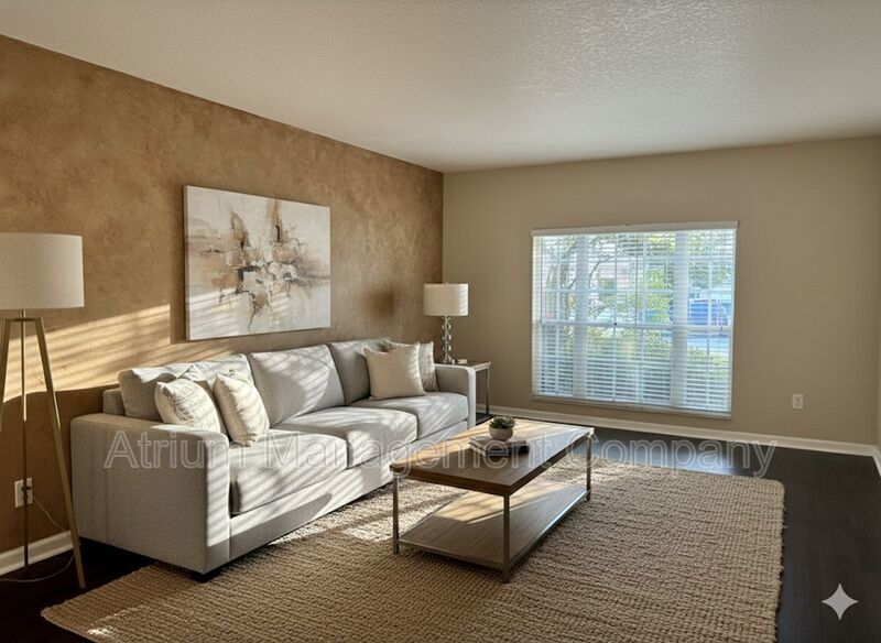 Stunning 4 Bed, 2.5 Bath Home for Rent in Prime Lake Mary Location! property image