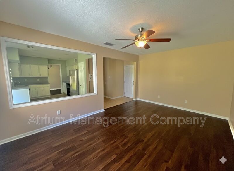 Stunning 4 Bed, 2.5 Bath Home for Rent in Prime Lake Mary Location! property image