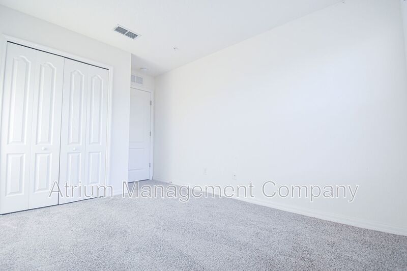 Beautiful 3 Bed Home in Longwood’s Premier Gated Community property image