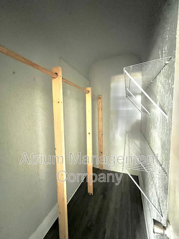 ***Immediate Occupancy FOR THIS CHARMING 1 BEDROOM APARTMENT*** property image