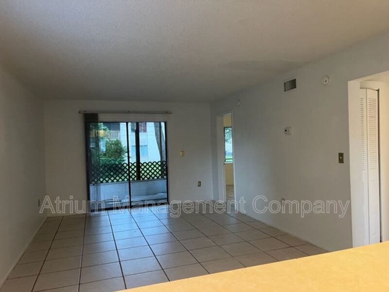 Large 1st floor 2 bedroom & 2 baths apartment in Sanford, Fl! property image