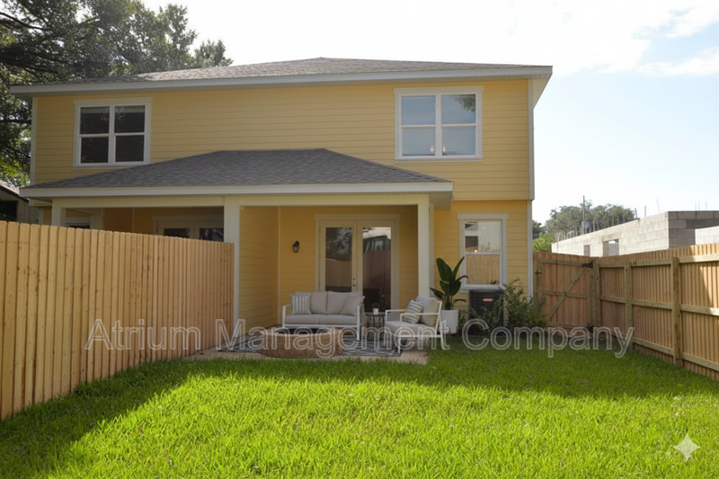 3 Bedroom, 2.5 Half Bath Town Home Downtown Orlando property image