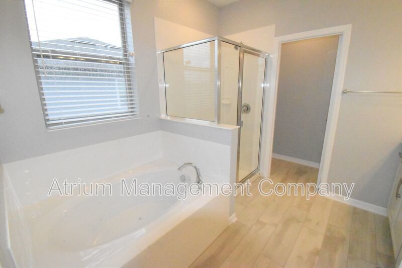 PREMIUM NEW CONSTRUCTION TOWN HOME IN TOWNS AT WHITE CEDAR property image