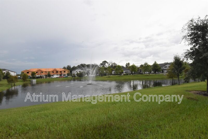 PREMIUM NEW CONSTRUCTION TOWN HOME IN TOWNS AT WHITE CEDAR property image