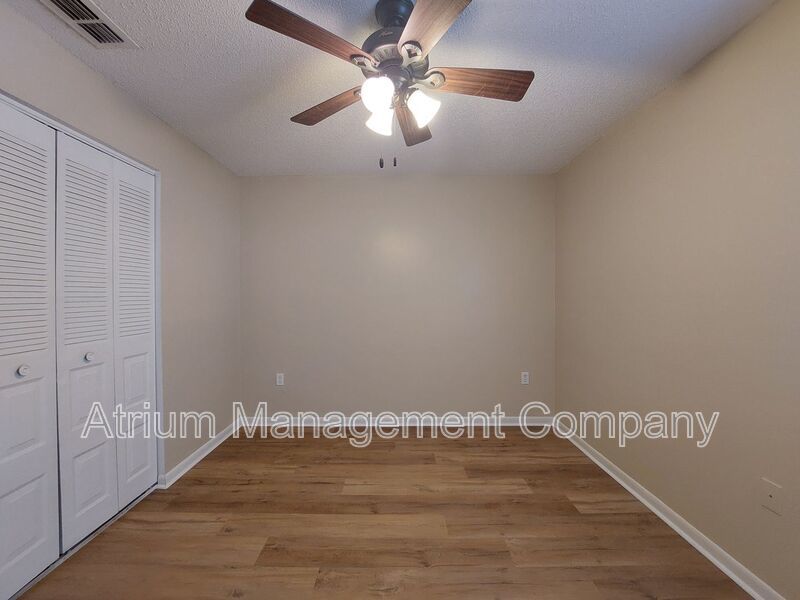 Lakeland 2 Bedroom / 2 Bathroom in Crystal Grove property image