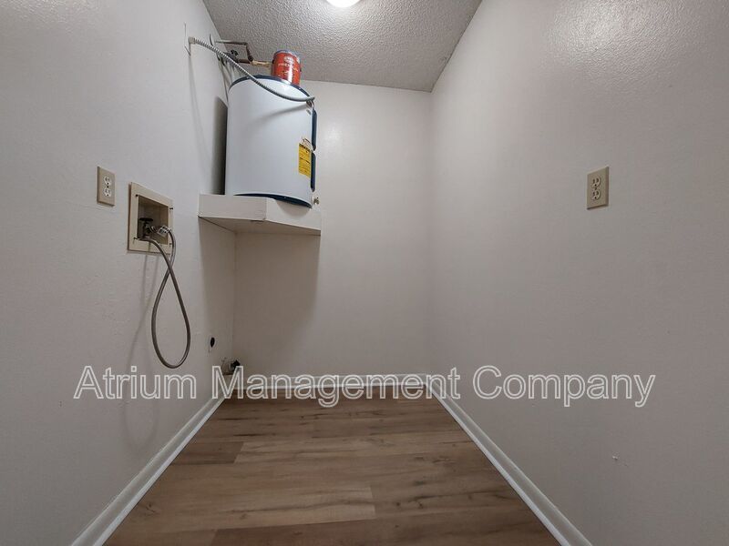 Lakeland 2 Bedroom / 2 Bathroom in Crystal Grove property image