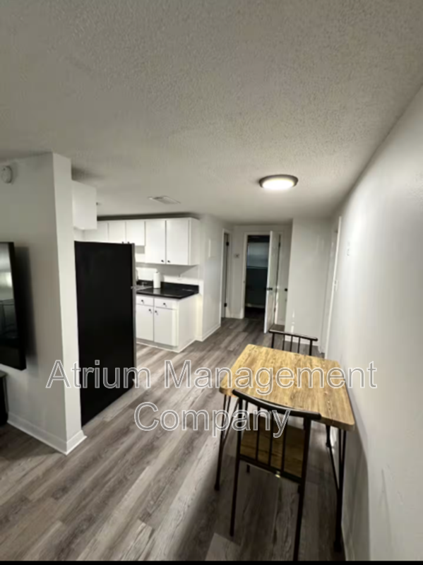 Fully Furnished 1-Bedroom in Prime Tampa Location – Pet Friendly! property image