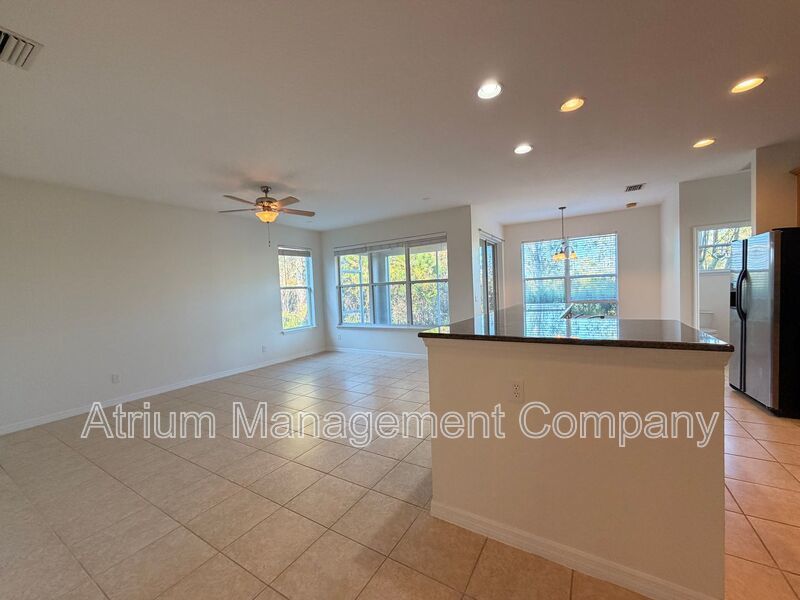 Charming 3BR Winter Garden Home | Spacious Layout, Preserve View & Screened Patio property image