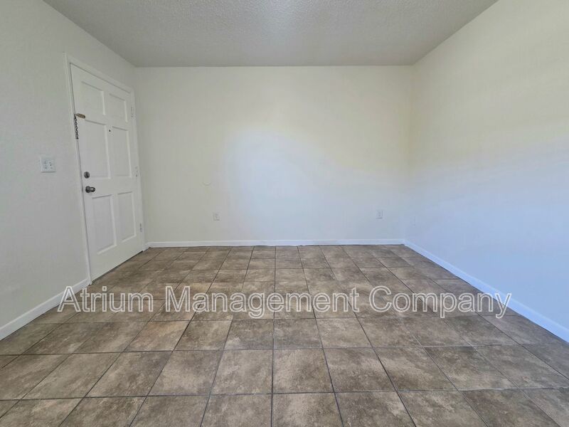Cute 1 Bedroom, 1 Bathroom Apartment near downtown Lakeland! property image