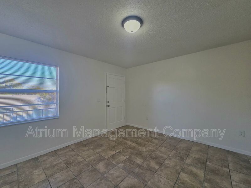 Cute 1 Bedroom, 1 Bathroom Apartment near downtown Lakeland! property image