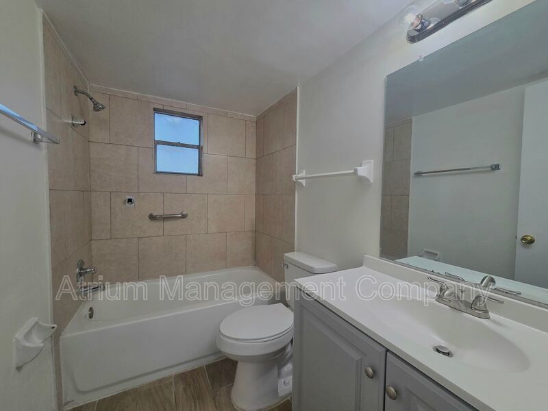 Cute 1 Bedroom, 1 Bathroom Apartment near downtown Lakeland! property image