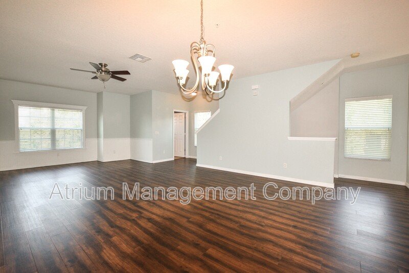 Spacious 4-Bedroom Town Home for Rent in Altamonte Springs, FL property image