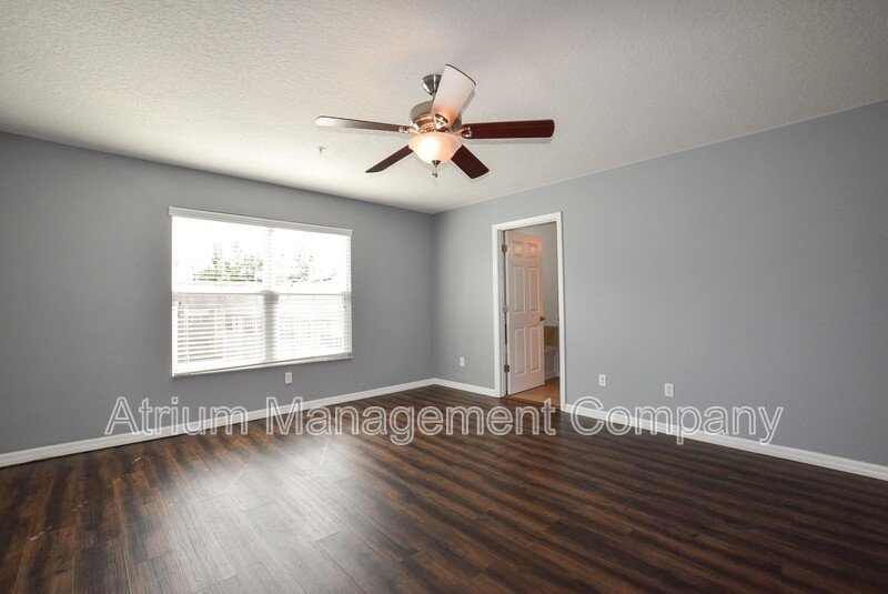 Spacious 4-Bedroom Town Home for Rent in Altamonte Springs, FL property image