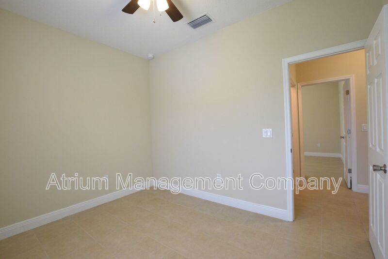 Move-In Ready 3-Bedroom Home for Rent in Poinciana, FL property image