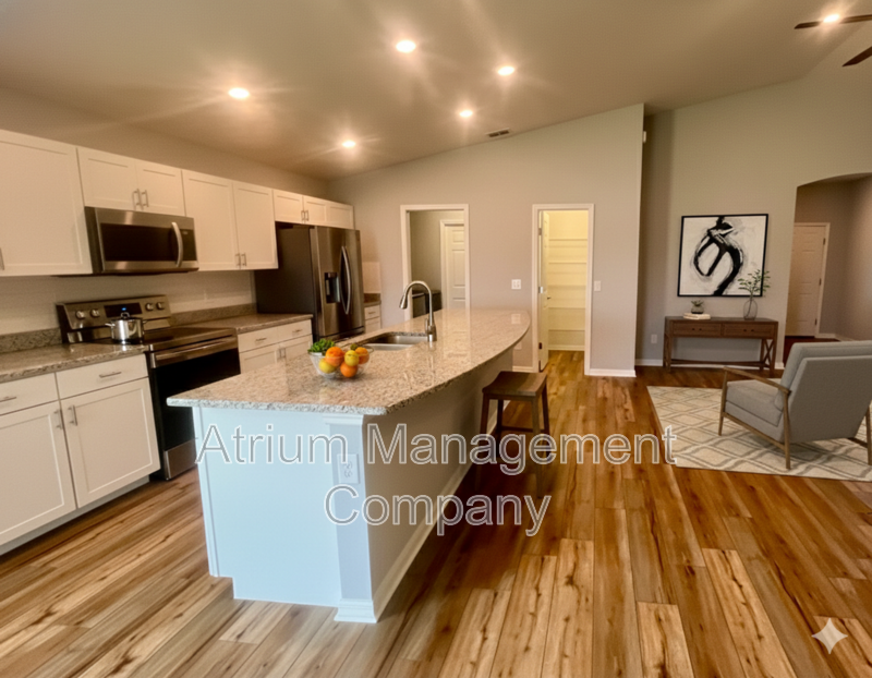 Spacious Saint Cloud Single-Family Home with Lawn Care Included property image