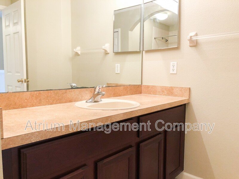 Move-In Ready 5-Bedroom, 2.5-Bath Townhome in the Heart of Lake Nona property image