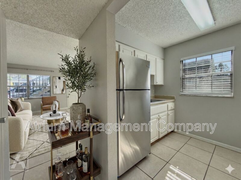 Classic Charm & Unbeatable Location: 1-Bedroom in Downtown DeLand property image