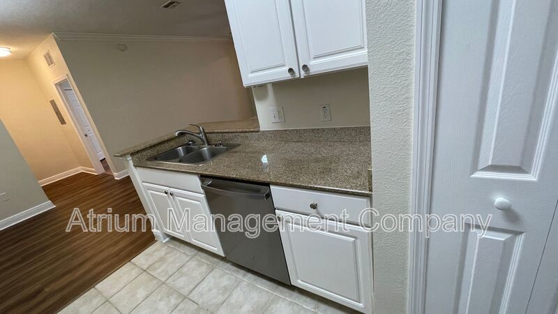 Available Now | First-Floor Condo with Washer & Dryer in Winter Garden property image