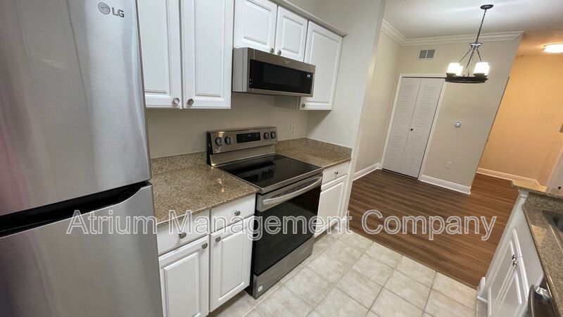 Available Now | First-Floor Condo with Washer & Dryer in Winter Garden property image