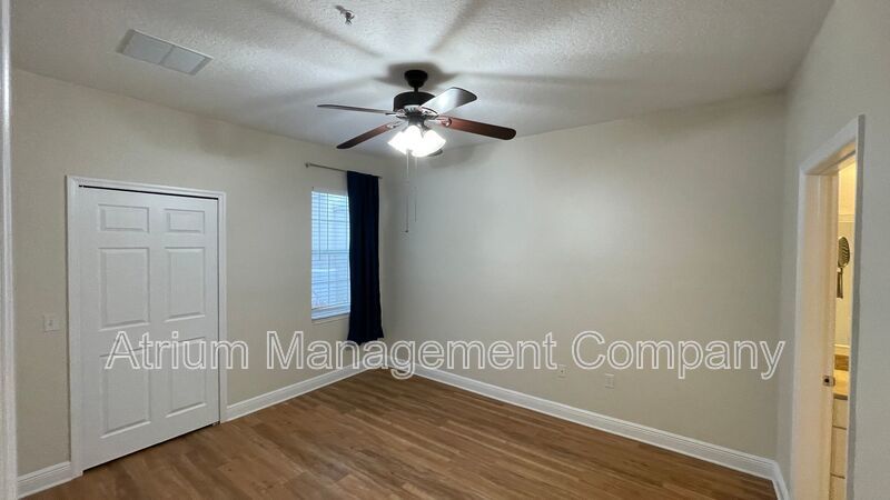 Available Now | First-Floor Condo with Washer & Dryer in Winter Garden property image