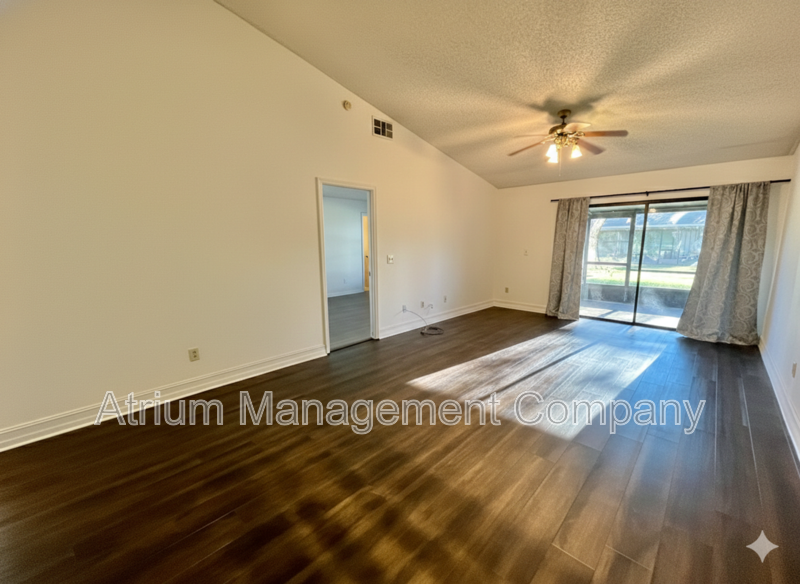 Charming Corner-Unit Townhome in the Heart of Kissimmee! property image