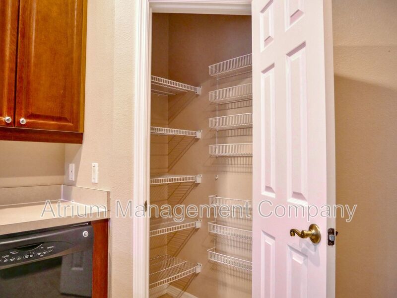 Modern End-Unit Living in Gated Barclay Reserve | Winter Springs property image