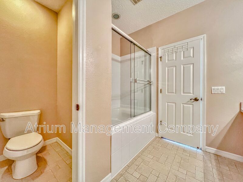 Modern End-Unit Living in Gated Barclay Reserve | Winter Springs property image