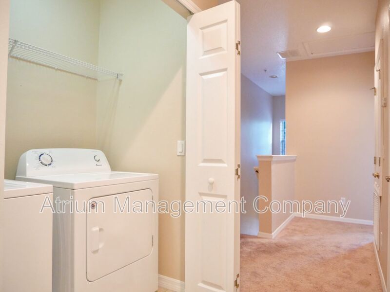 Modern End-Unit Living in Gated Barclay Reserve | Winter Springs property image