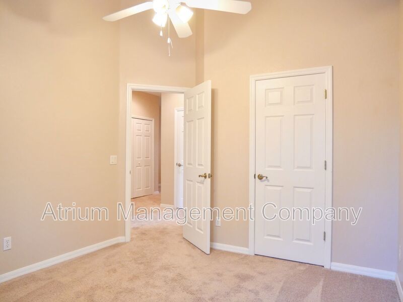 Modern End-Unit Living in Gated Barclay Reserve | Winter Springs property image