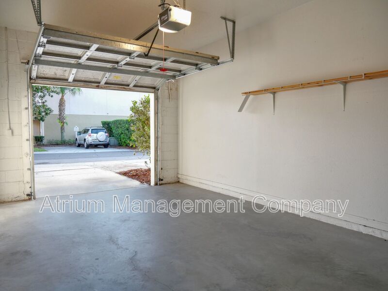 Modern End-Unit Living in Gated Barclay Reserve | Winter Springs property image