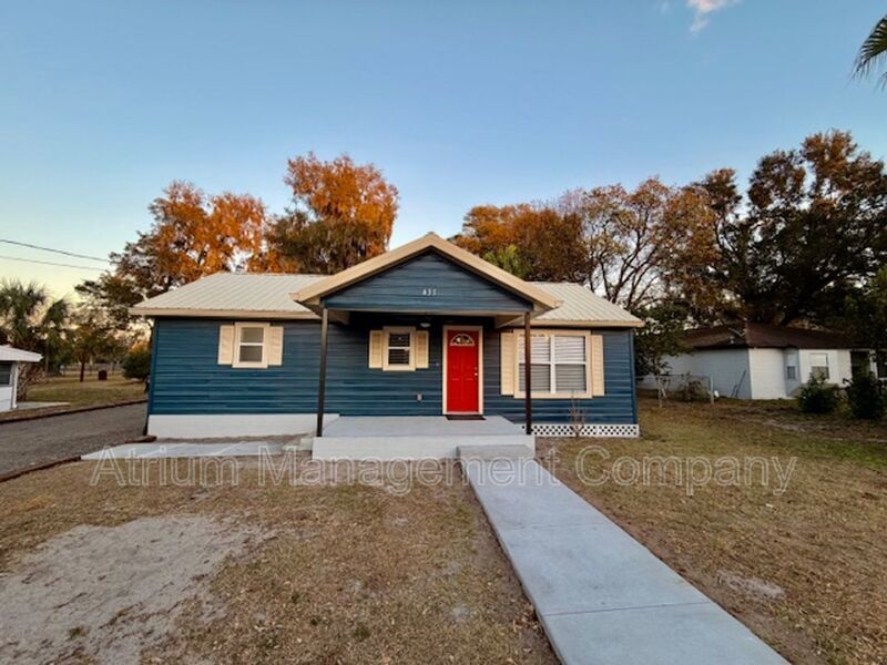 Charming 3-Bedroom Home with Fenced Yard in the Heart of Lake Helen property image