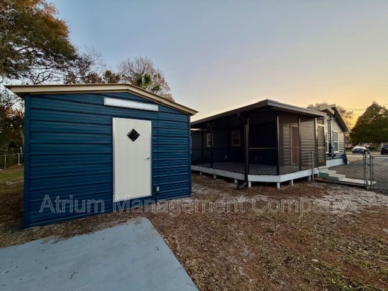 Charming 3-Bedroom Home with Fenced Yard in the Heart of Lake Helen property image