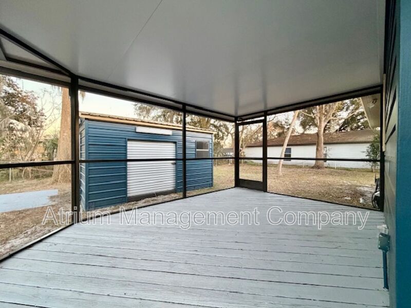 Charming 3-Bedroom Home with Fenced Yard in the Heart of Lake Helen property image