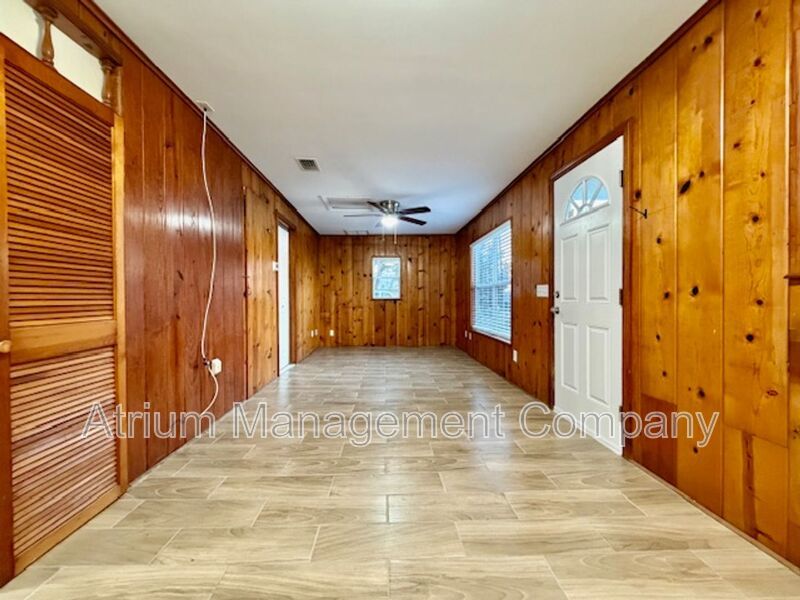 Charming 3-Bedroom Home with Fenced Yard in the Heart of Lake Helen property image