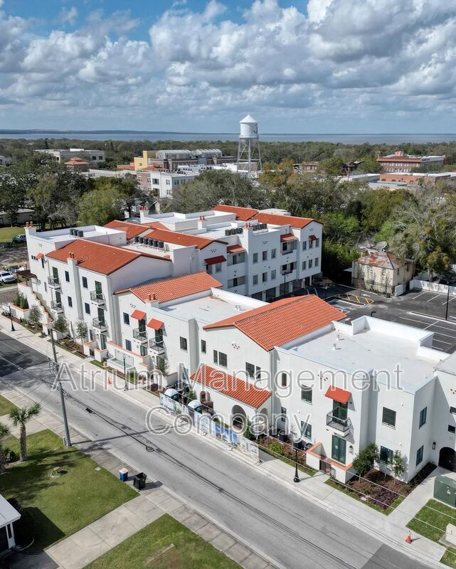 Experience Modern Luxury at Smith & Main: Premier Living in Downtown Winter Garden property image