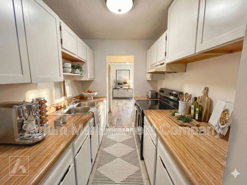 Private 1-Bedroom Apartment on Curry Ford Rd | Exclusive Residential Conversion in Orlando property image