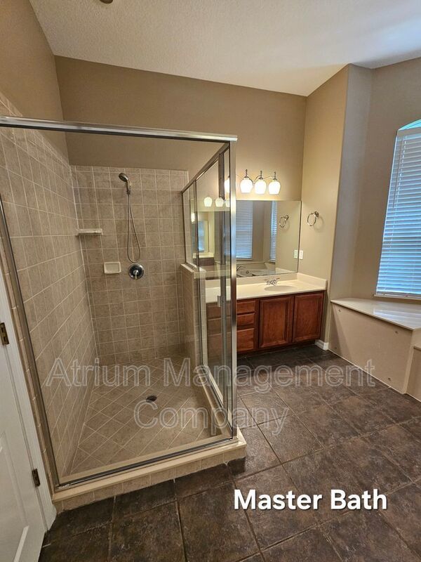 Elegant 5-Bed, 3.5-Bath Pool Home in Lake Mary’s Exclusive Magnolia Plantation – Guard Gated Luxury! property image