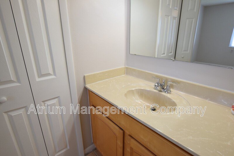 Charming 2-Bedroom in the Heart of Winter Springs – Available Now! property image