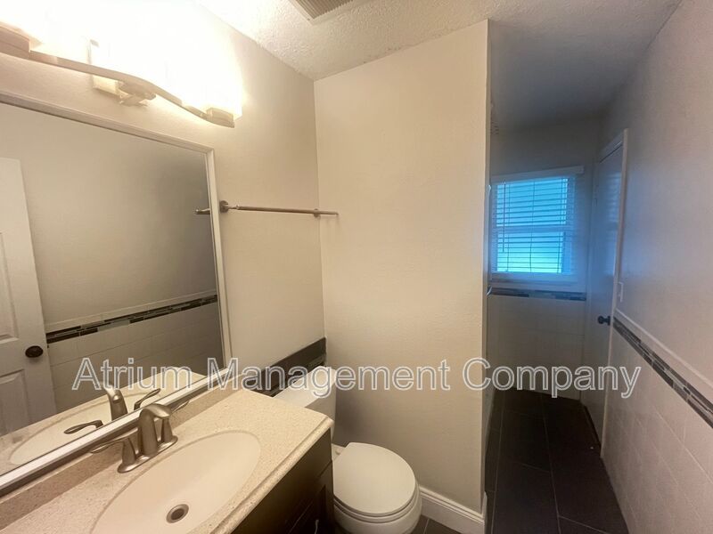 Beautiful 3 Bed 1.5 Bath Pool Home for Rent in Lake Mary, FL property image