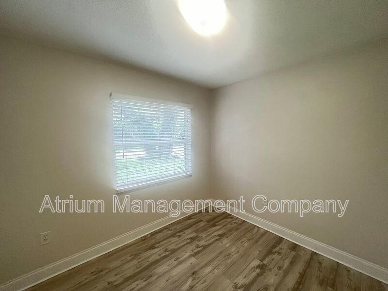 Beautiful 3 Bed 1.5 Bath Pool Home for Rent in Lake Mary, FL property image