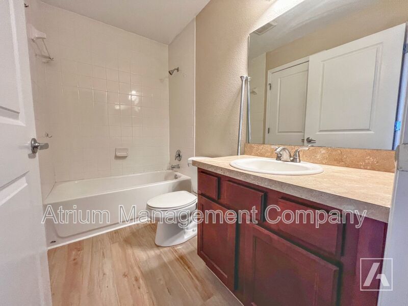 Unbeatable Downtown Orlando Living: Spacious 2 Bed/2 Bath Near AdventHealth! property image