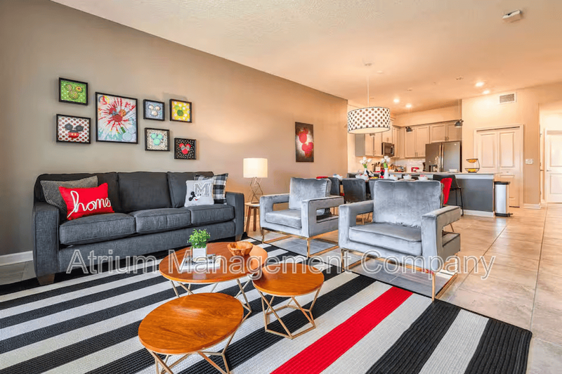 Beautiful 2 Bedroom, 2 Bathroom Davenport Home! property image